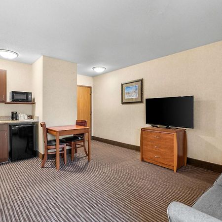 Best Western Vermillion Inn Экстерьер фото