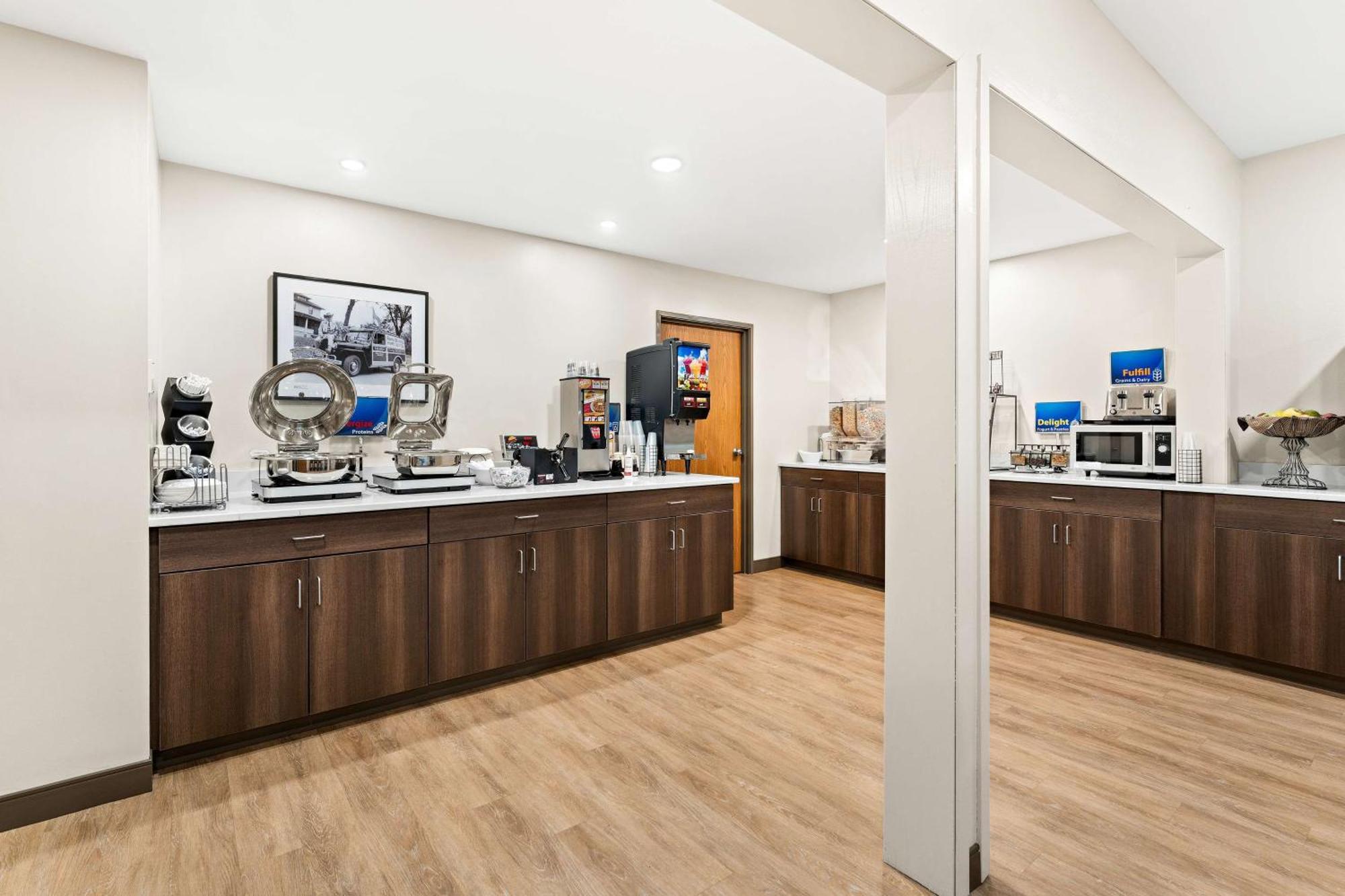 Best Western Vermillion Inn Экстерьер фото