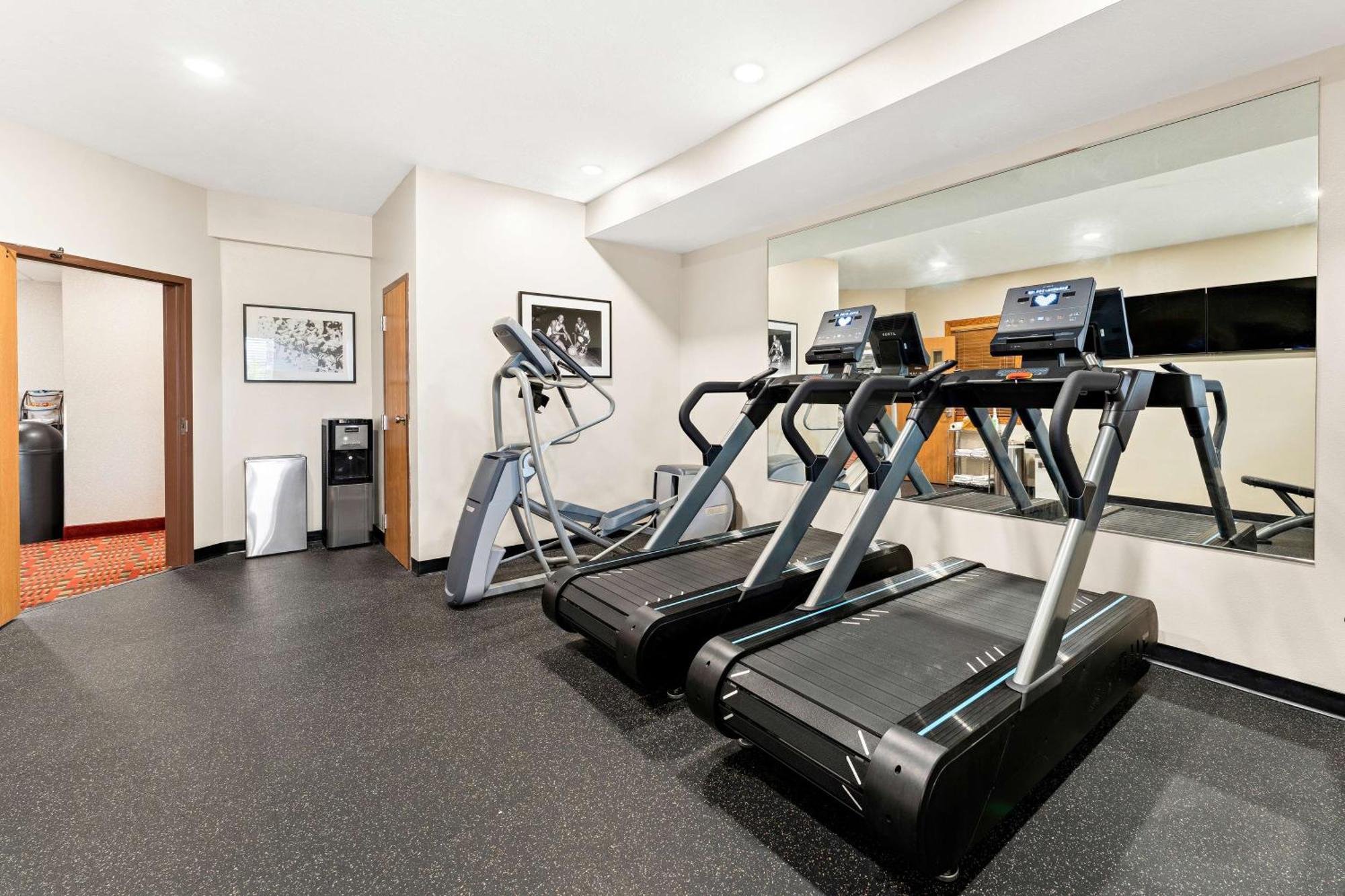 Best Western Vermillion Inn Экстерьер фото